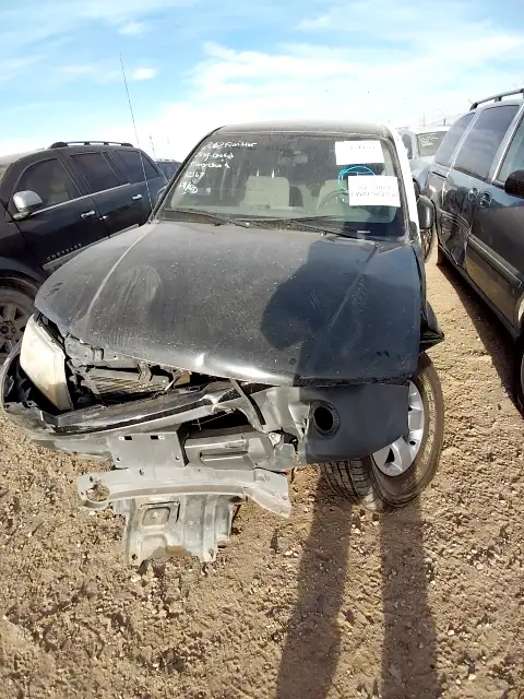 Photo of 2012 Nissan Frontier