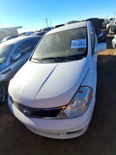 Photo of 2011 Nissan Versa