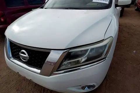 Photo of 2013 Nissan Pathfinder