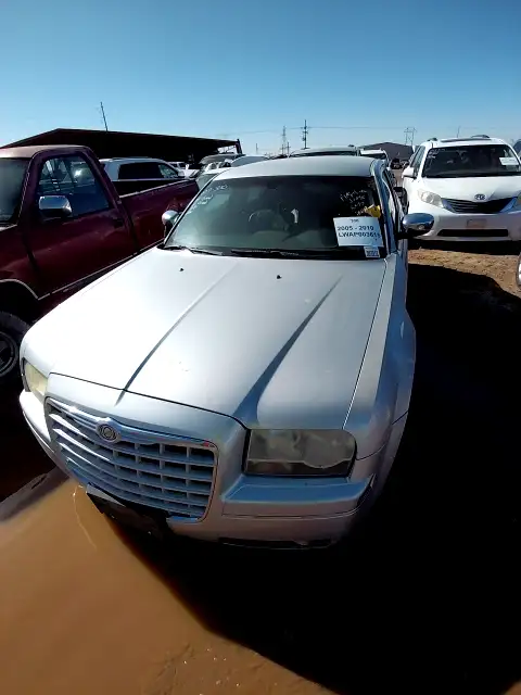 Photo of 2010 Chrysler 300