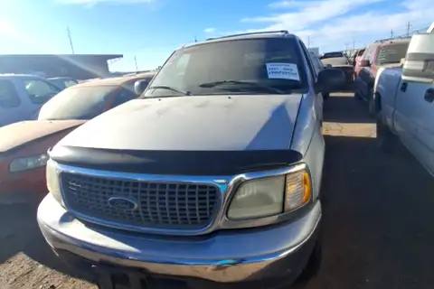 Photo of 2002 Ford Expedition