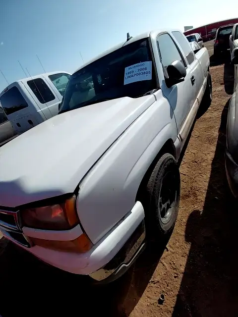 Photo of 2006 Chevrolet Silverado