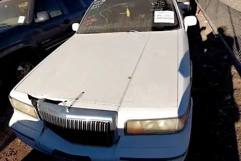 Photo of 1996 Lincoln Town Car