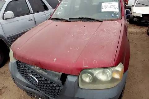 Photo of 2005 Ford Escape