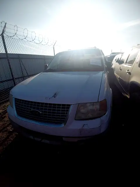 Photo of 2005 Ford Expedition
