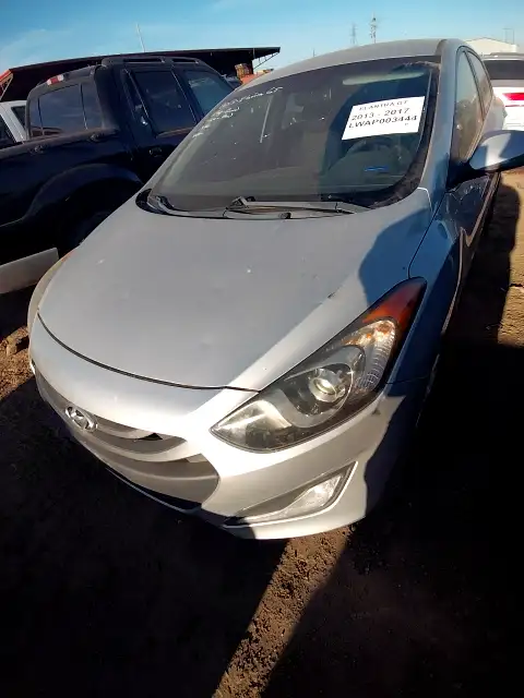 Photo of 2013 Hyundai Elantra