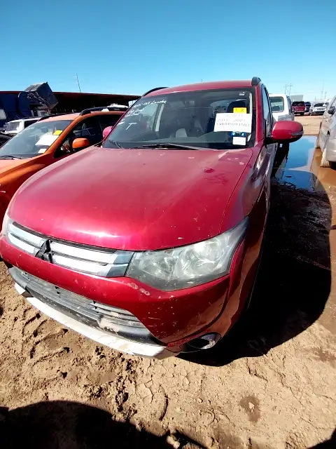 Photo of 2015 Mitsubishi Outlander