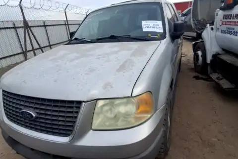 Photo of 2004 Ford Expedition