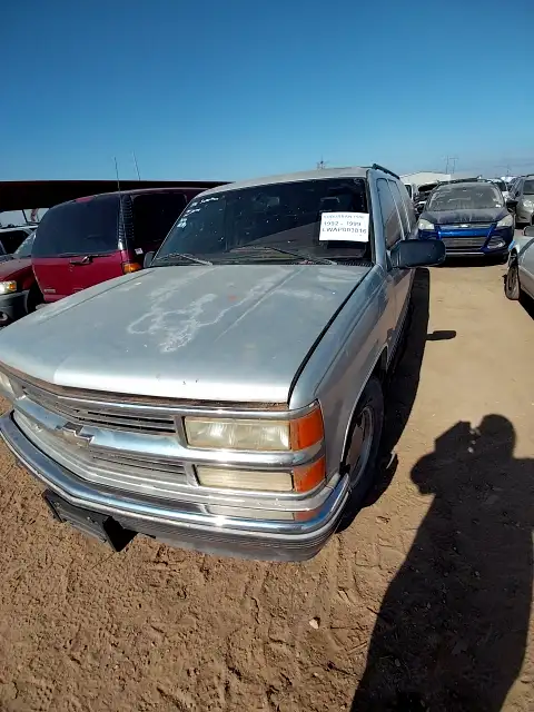 Photo of 1996 Chevrolet Suburban