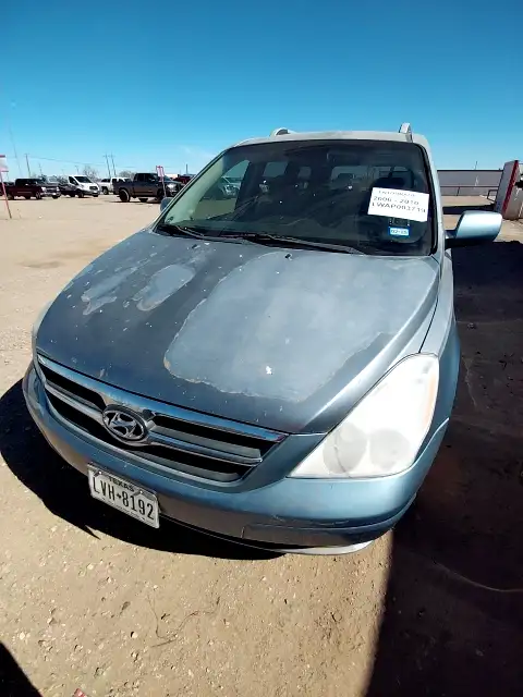 Photo of 2007 Hyundai Entourage