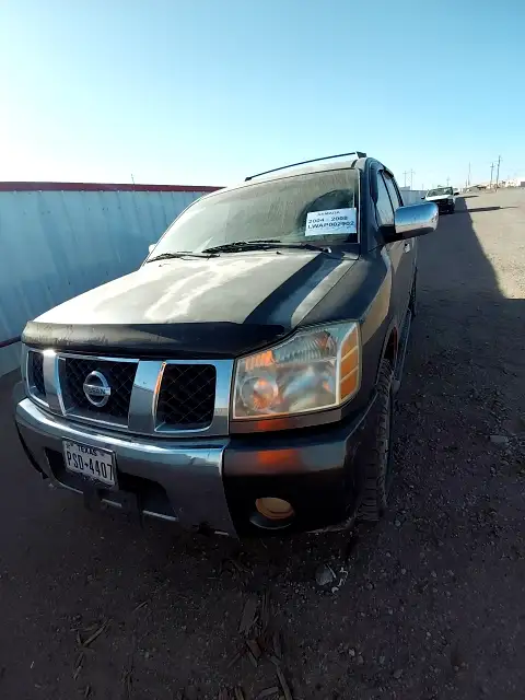 Photo of 2004 Nissan Armada