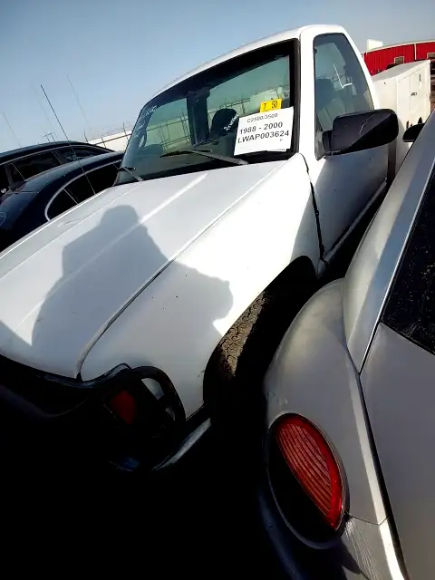 Photo of 2000 Chevrolet C2500