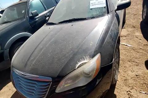 Photo of 2013 Chrysler 200