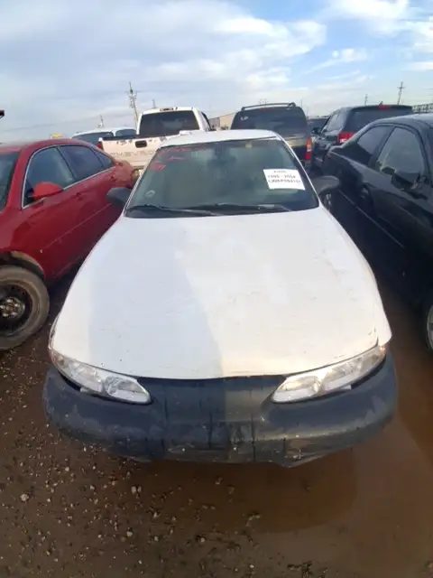 Photo of 2002 Oldsmobile Alero