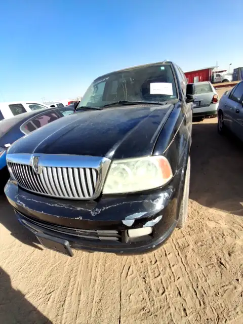 Photo of 2005 Lincoln Navigator
