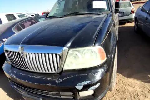 Photo of 2005 Lincoln Navigator