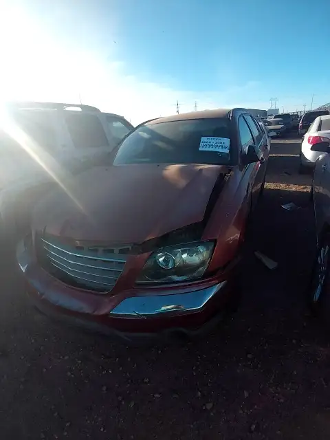 Photo of 2005 Chrysler Pacifica