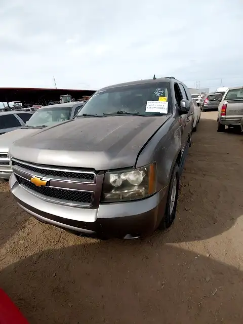 Photo of 2014 Chevrolet Suburban