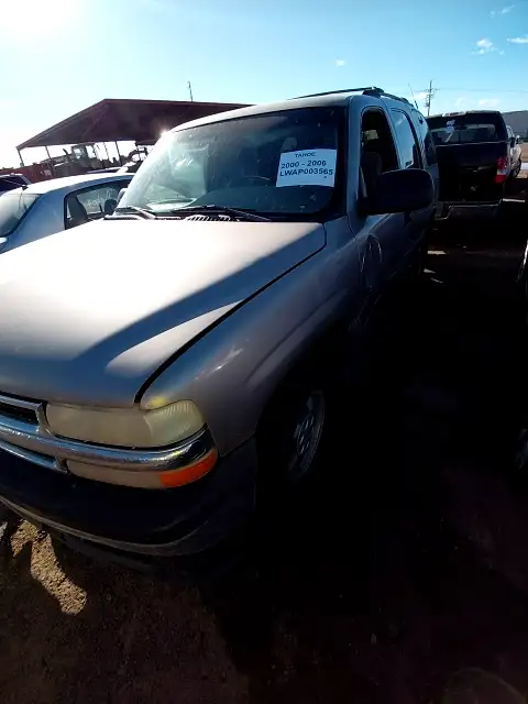 Photo of 2001 Chevrolet Tahoe