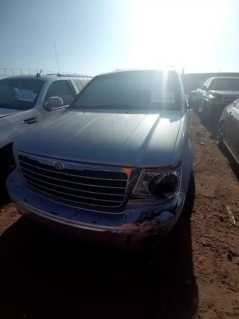 Photo of 2008 Chrysler Aspen