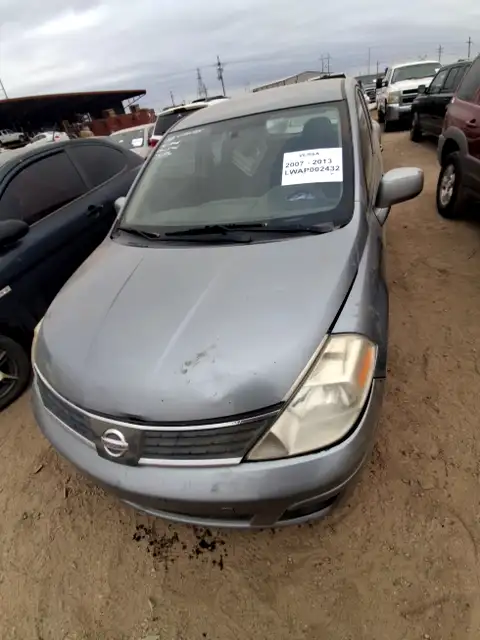 Photo of 2009 Nissan Versa