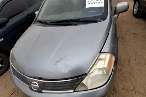 Photo of 2009 Nissan Versa