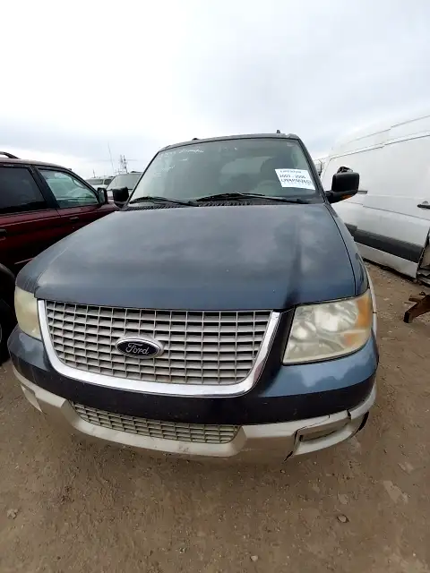Photo of 2005 Ford Expedition