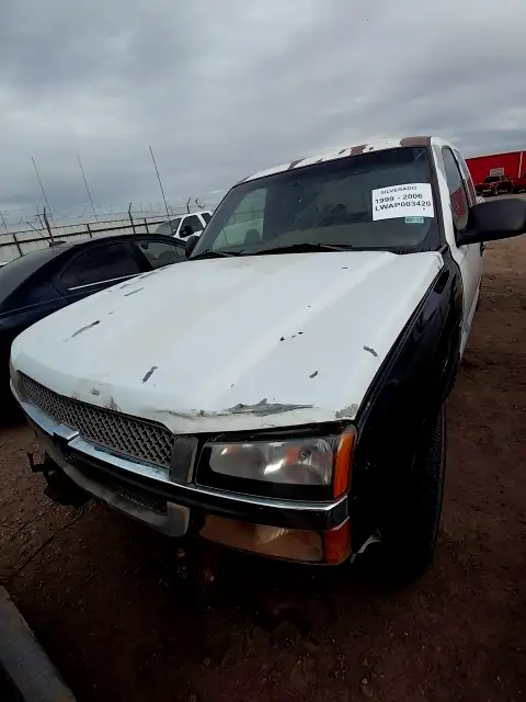 Photo of 2003 Chevrolet Silverado