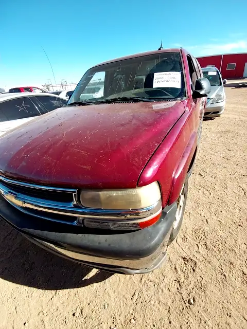 Photo of 2005 Chevrolet Suburban