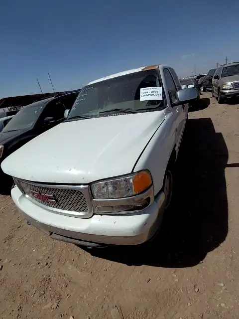 Photo of 2002 Gmc Sierra