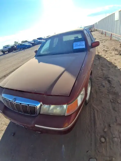 Photo of 1999 Mercury Grand Marquis