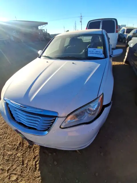 Photo of 2013 Chrysler 200