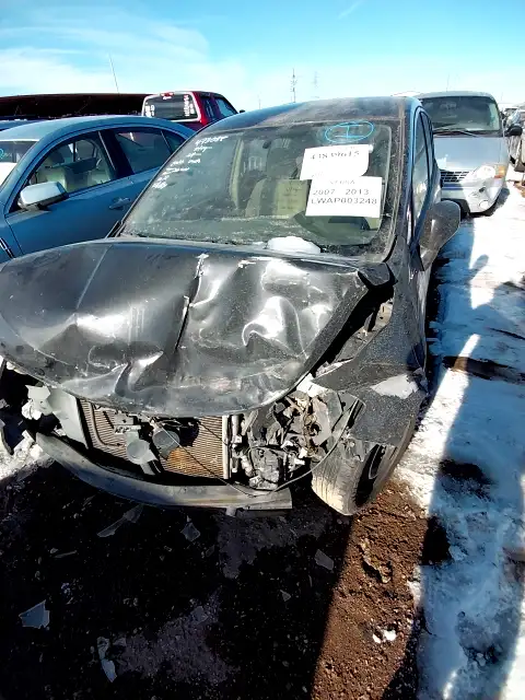 Photo of 2010 Nissan Versa
