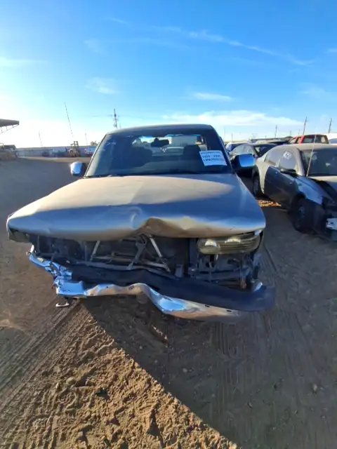 Photo of 2000 Chevrolet Silverado