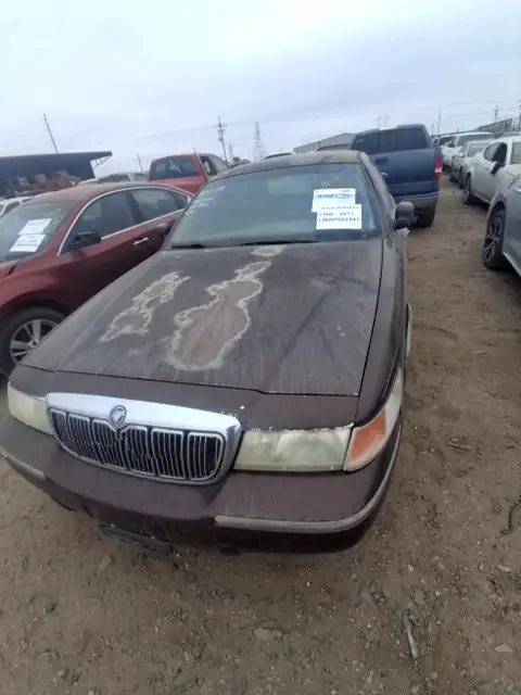 Photo of 2001 Mercury Grand Marquis