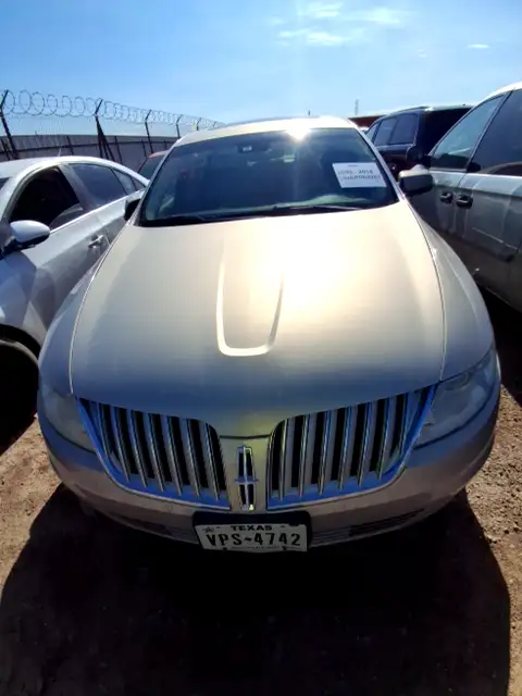 Photo of 2009 Lincoln Mks