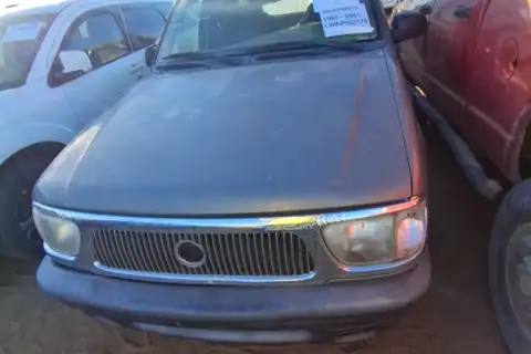 Photo of 2000 Mercury Mountaineer