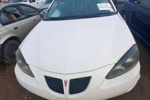 Photo of 2004 Pontiac Grand Prix