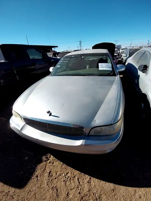 Photo of 2001 Buick Park Avenue