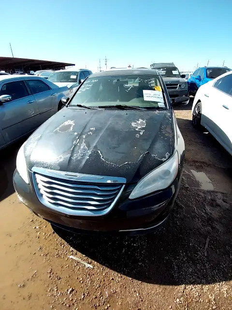 Photo of 2014 Chrysler 200