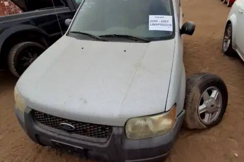 Photo of 2003 Ford Escape