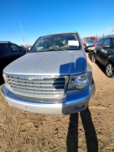 Photo of 2008 Chrysler Aspen