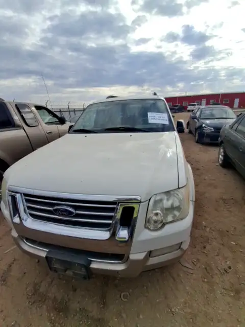 Photo of 2008 Ford Explorer