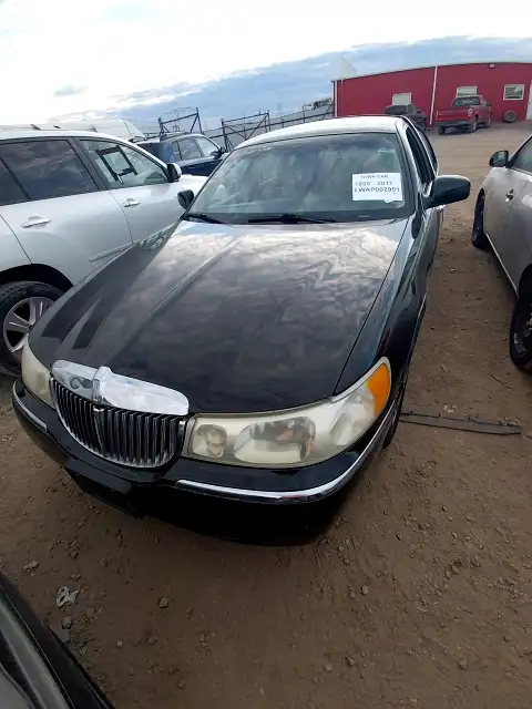 Photo of 1998 Lincoln Town Car