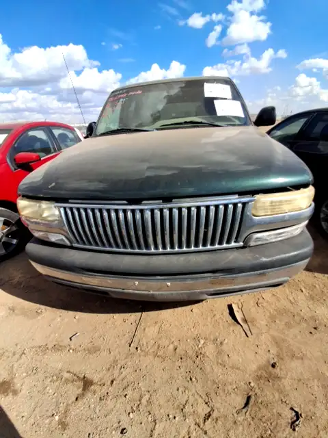 Photo of 2004 Chevrolet Tahoe