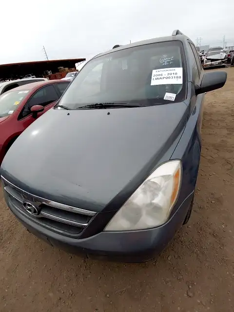 Photo of 2007 Hyundai Entourage