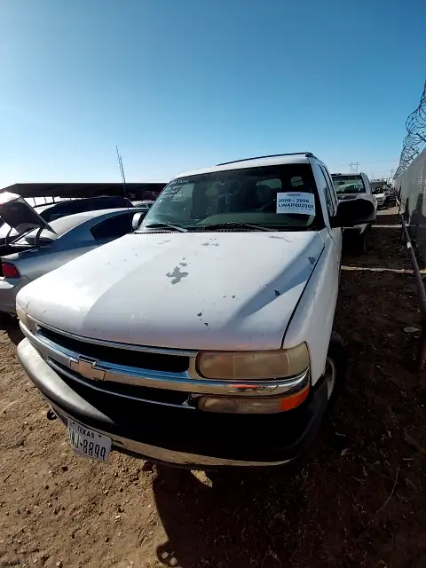 Photo of 2001 Chevrolet Tahoe