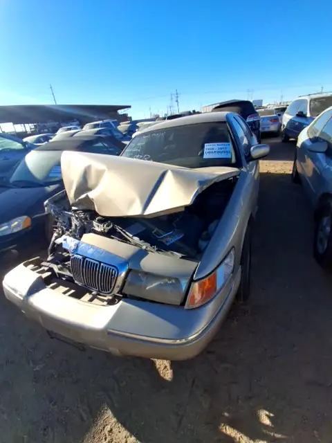 Photo of 2000 Mercury Grand Marquis