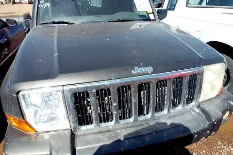 Photo of 2006 Jeep Commander