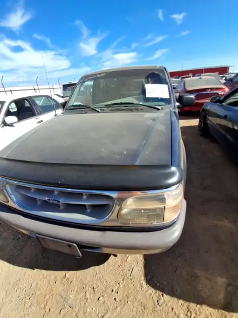Photo of 1996 Ford Explorer